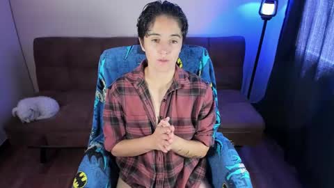 Snapshot of midnight07_ chatting on February 17, 2026, 3:29 pm Blue online show from February 17, 2026, 3:29 pm