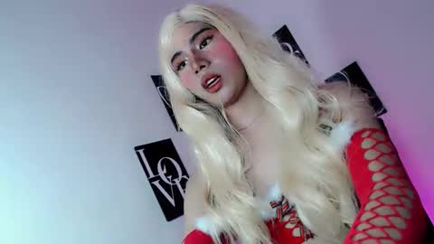 midnight_mystique18 online show from April 8, 2026, 12:05 pm