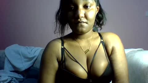 Snapshot of midnight_sexy chatting on June 29, 2026, 4:51 pm midnight_sexy online show from June 29, 2026, 4:51 pm