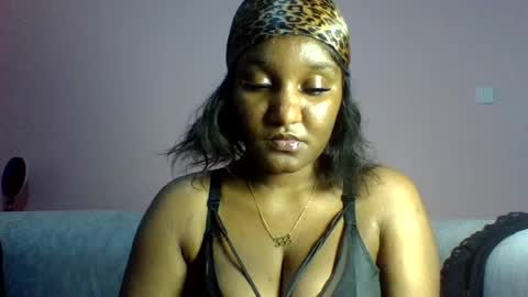 Snapshot of midnight_sexy chatting on July 13, 2026, 4:10 pm midnight_sexy online show from July 13, 2026, 4:10 pm