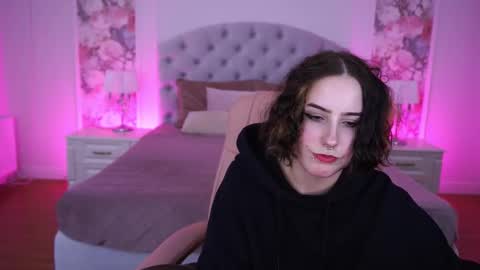 midnightbitee online show from March 3, 2026, 3:29 pm