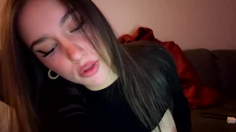 SexyLatinaCouple online show from January 9, 2026, 9:12 am