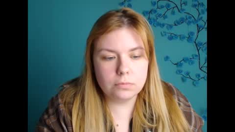Snapshot of midnightmariana chatting on May 11, 2026, 2:45 pm Mariana online show from May 11, 2026, 2:45 pm