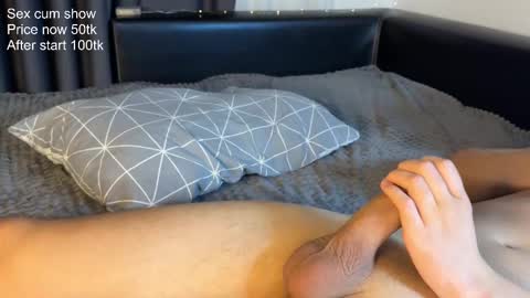    online show from October 22, 2025, 5:34 pm