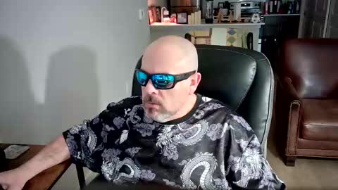 midnightmoonlight777 online show from February 11, 2026, 9:31 pm