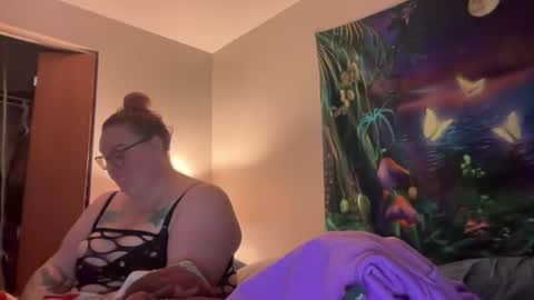 midnightmuse26 online show from July 24, 2026, 2:53 am