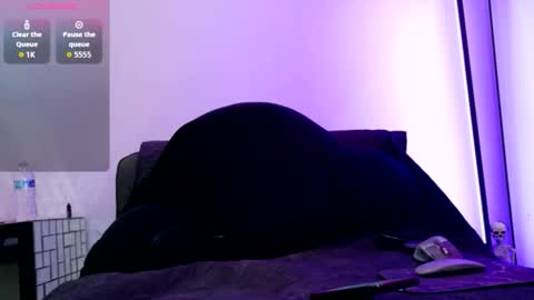 Midnightrose online show from October 20, 2025, 6:14 am