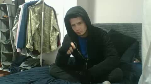 Snapshot of midnightsattire chatting on May 3, 2026, 9:21 pm midnightsattire online show from May 3, 2026, 9:21 pm