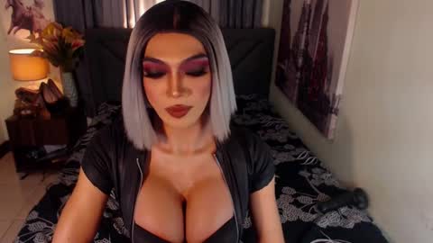 Snapshot of midnightscentxx chatting on January 13, 2025, 9:08 am KATE online show from January 13, 2025, 9:08 am