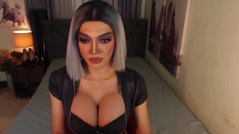 Snapshot of midnightscentxx chatting on February 1, 2025, 6:32 am KATE online show from February 1, 2025, 6:32 am