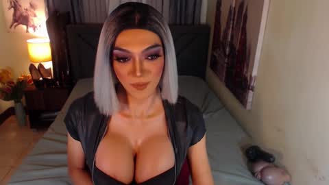 Snapshot of midnightscentxx chatting on February 8, 2025, 8:20 am KATE online show from February 8, 2025, 8:20 am