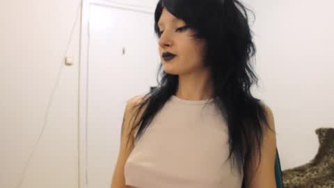 midnightsiren online show from September 22, 2025, 7:27 pm