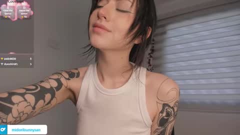 midori__san online show from October 1, 2025, 2:34 pm