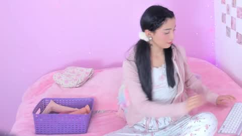 Sara online show from February 6, 2025, 11:04 pm