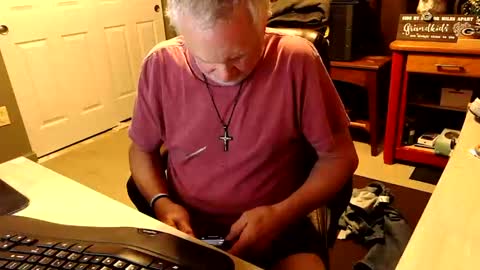 midwestdad09 online show from October 6, 2025, 12:19 am