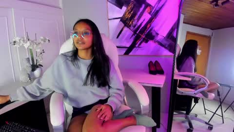 miel_ambar online show from April 29, 2026, 5:30 pm