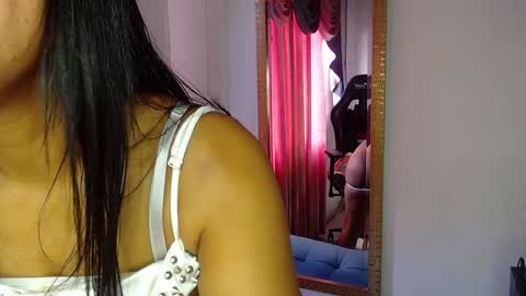 mielsquirt online show from December 7, 2024, 3:30 pm
