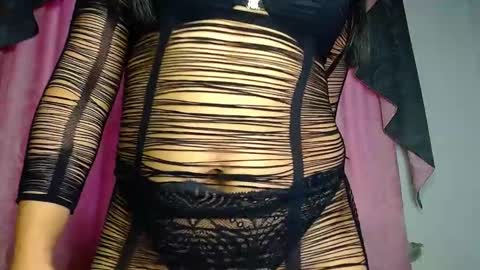 mielsquirt online show from February 13, 2025, 11:39 am