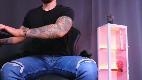 MightyAaron online show from February 19, 2025, 12:11 pm