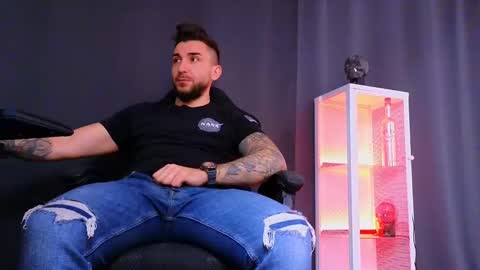 MightyAaron online show from February 28, 2025, 9:15 am