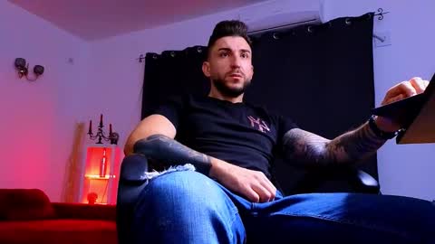 MightyAaron online show from September 15, 2025, 2:00 am