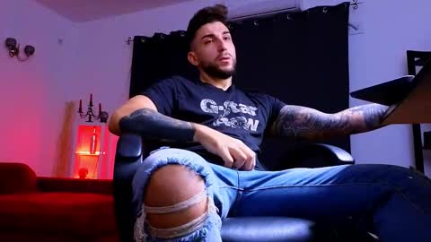 MightyAaron online show from October 11, 2025, 3:50 am