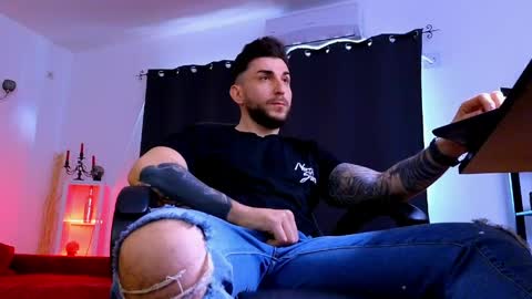 MightyAaron online show from April 9, 2026, 6:19 am