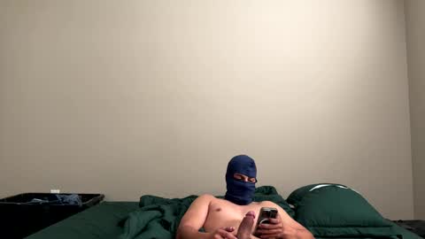 miguel_615 online show from October 22, 2025, 11:15 pm