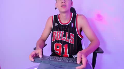 miguel_cagee online show from October 25, 2025, 8:47 pm