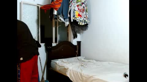 Miguel Angel Santos online show from February 15, 2026, 7:51 am