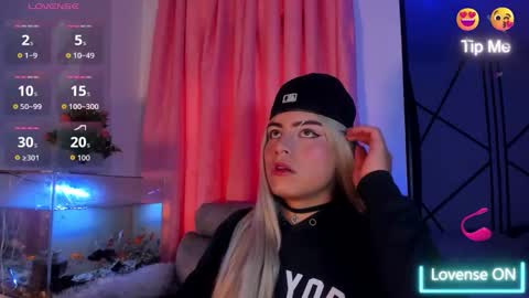 Snapshot of mihaa_adams chatting on February 9, 2026, 6:34 pm MIHAA-ADAMS online show from February 9, 2026, 6:34 pm