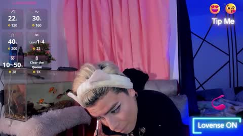 Snapshot of mihaa_adams chatting on February 11, 2026, 6:57 pm MIHAA-ADAMS online show from February 11, 2026, 6:57 pm