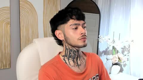 Snapshot of mihailleroy chatting on February 9, 2025, 12:06 am MIHAIL LEROY finally independent model online show from February 9, 2025, 12:06 am