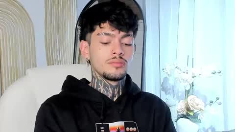 Snapshot of mihailleroy chatting on March 10, 2025, 10:45 pm MIHAIL LEROY finally independent model online show from March 10, 2025, 10:45 pm