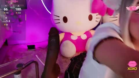 Snapshot of miia__baker chatting on April 17, 2026, 12:19 pm online show from April 17, 2026, 12:19 pm