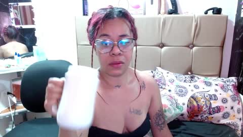 miia online show from January 4, 2025, 3:39 pm