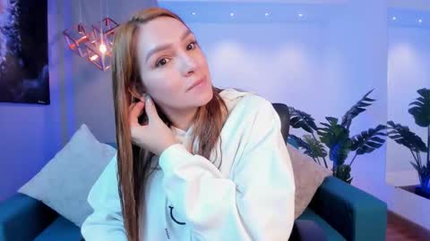 Snapshot of miia_taylors chatting on February 19, 2026, 12:12 pm Miia 3 online show from February 19, 2026, 12:12 pm