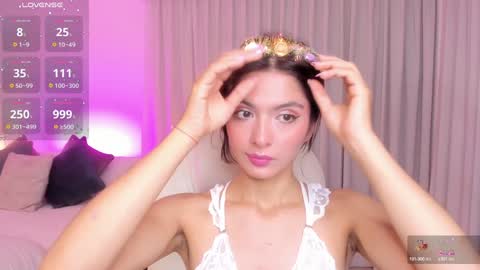 Mia online show from December 4, 2024, 3:37 am