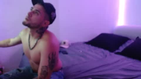 Mia and Liam online show from December 31, 2024, 4:27 am