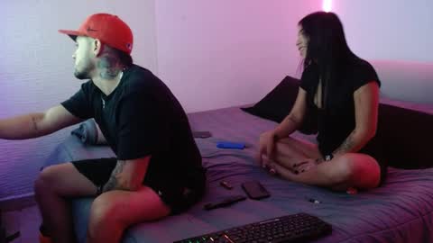 Mia and Liam online show from January 2, 2025, 1:06 am