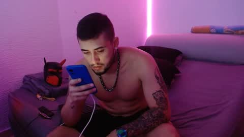 Mia and Liam online show from January 9, 2025, 1:50 am