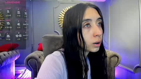 miilu  online show from December 4, 2024, 9:40 am