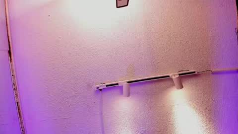 miilu  online show from February 13, 2025, 6:41 am