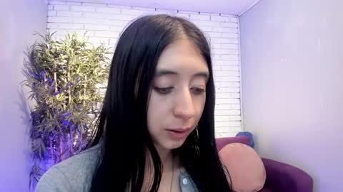 miilu  online show from February 23, 2025, 3:40 pm