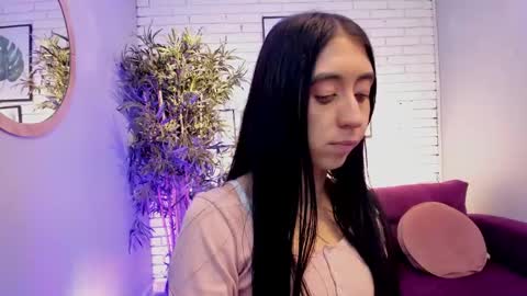 miilu  online show from March 6, 2025, 12:30 pm