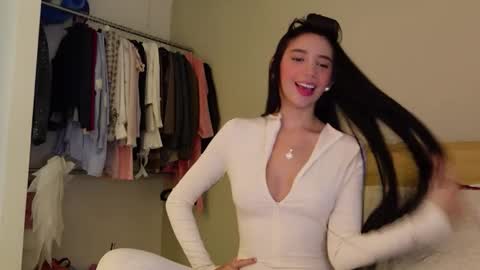 miin_junn online show from September 20, 2025, 1:50 am