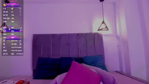 miiss_greyy online show from January 10, 2025, 11:29 pm