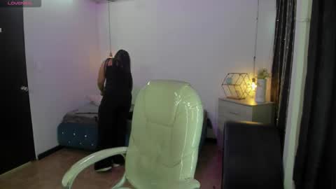 miiss_greyy online show from September 11, 2025, 11:43 am