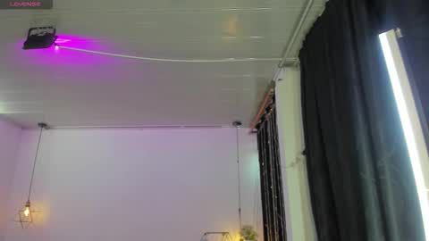 miiss_greyy online show from September 16, 2025, 11:44 am