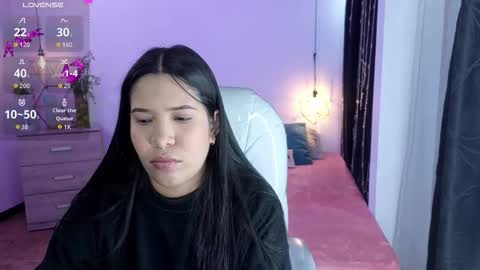 miiss_greyy online show from October 30, 2025, 11:44 am